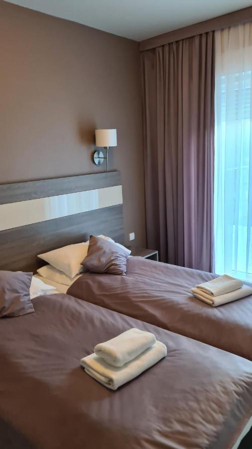 Apartament Czarna Gora B11 Шенна Екстериор снимка
